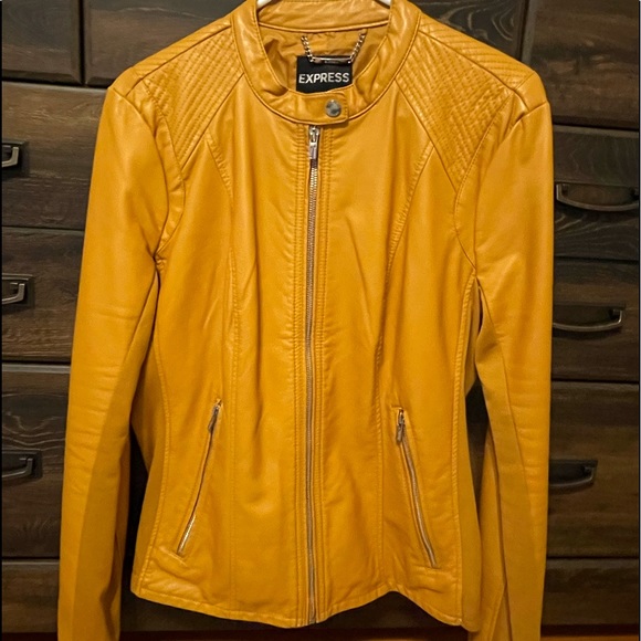 express yellow jacket
